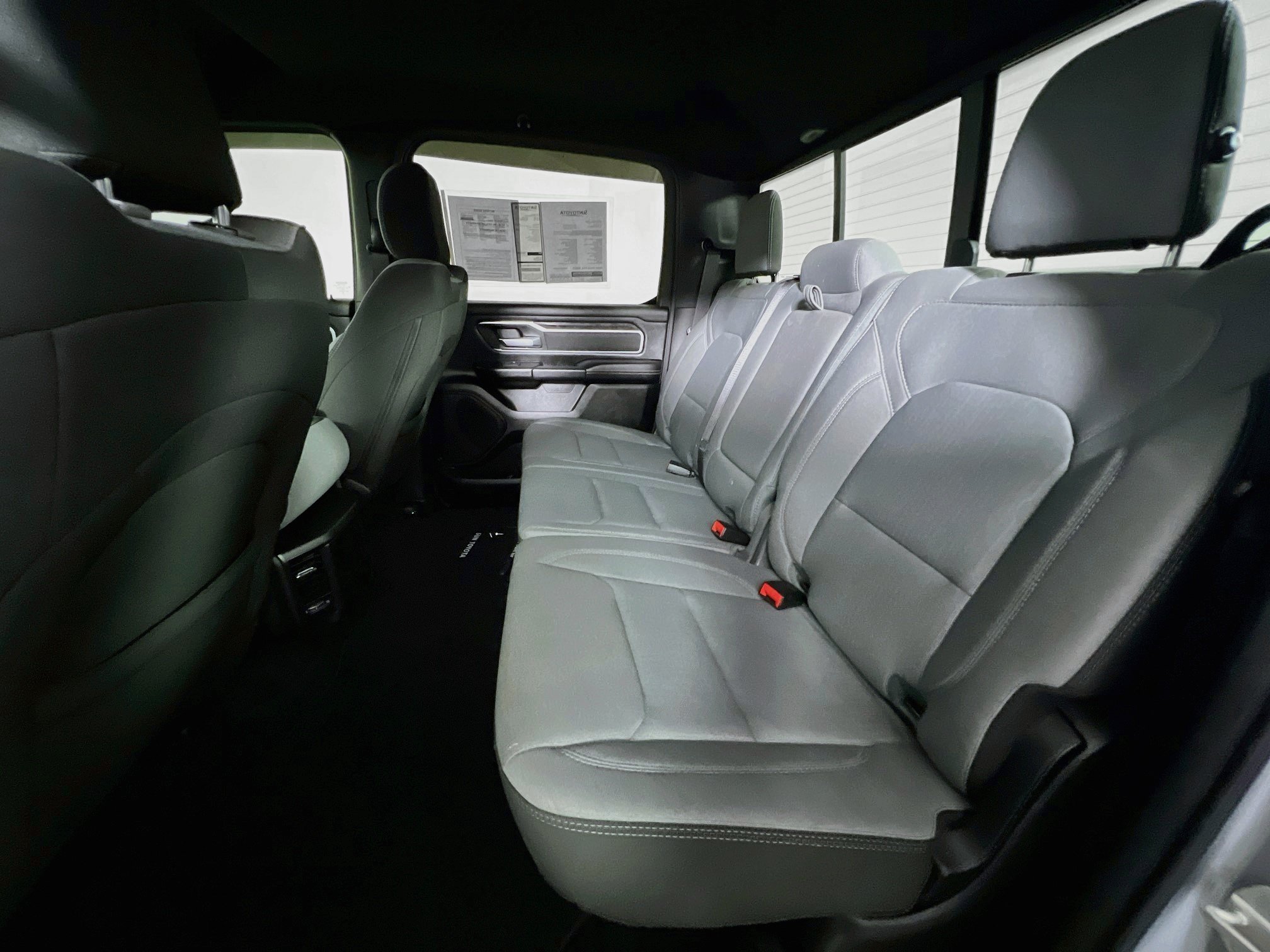 Used 2023 RAM 1500 Big Horn AWD/4WD image 28
