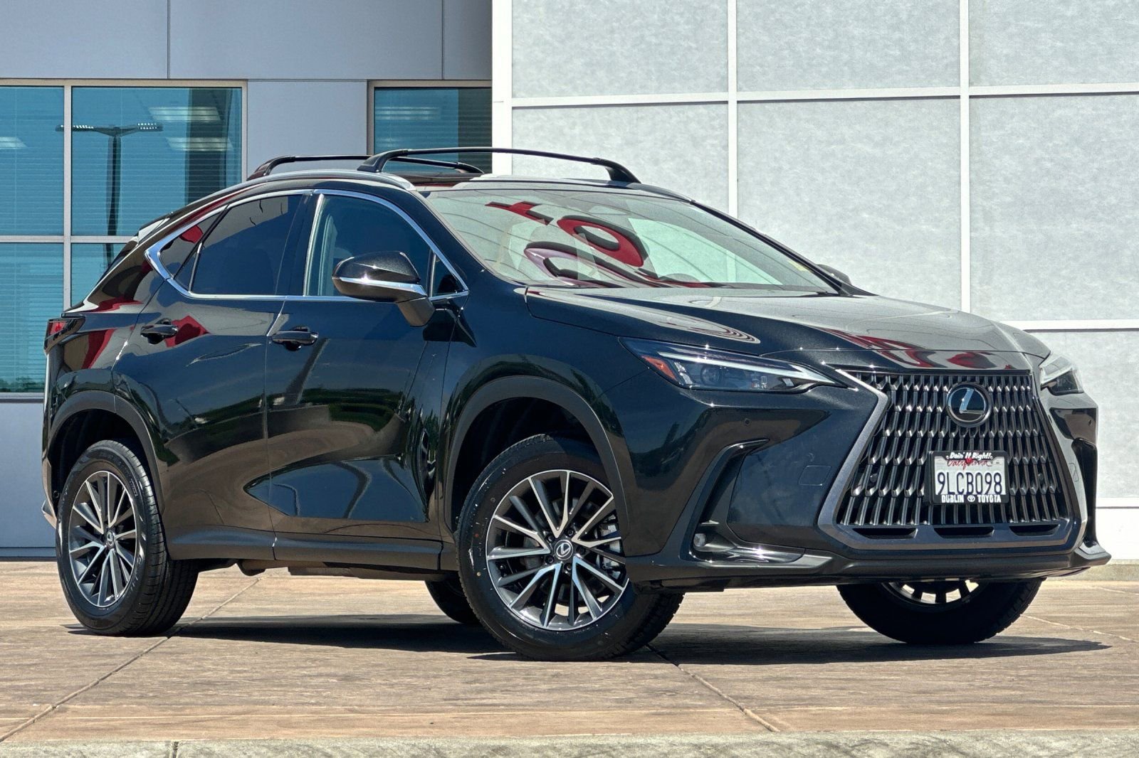 Used 2024 Lexus NX 350h AWD video 2