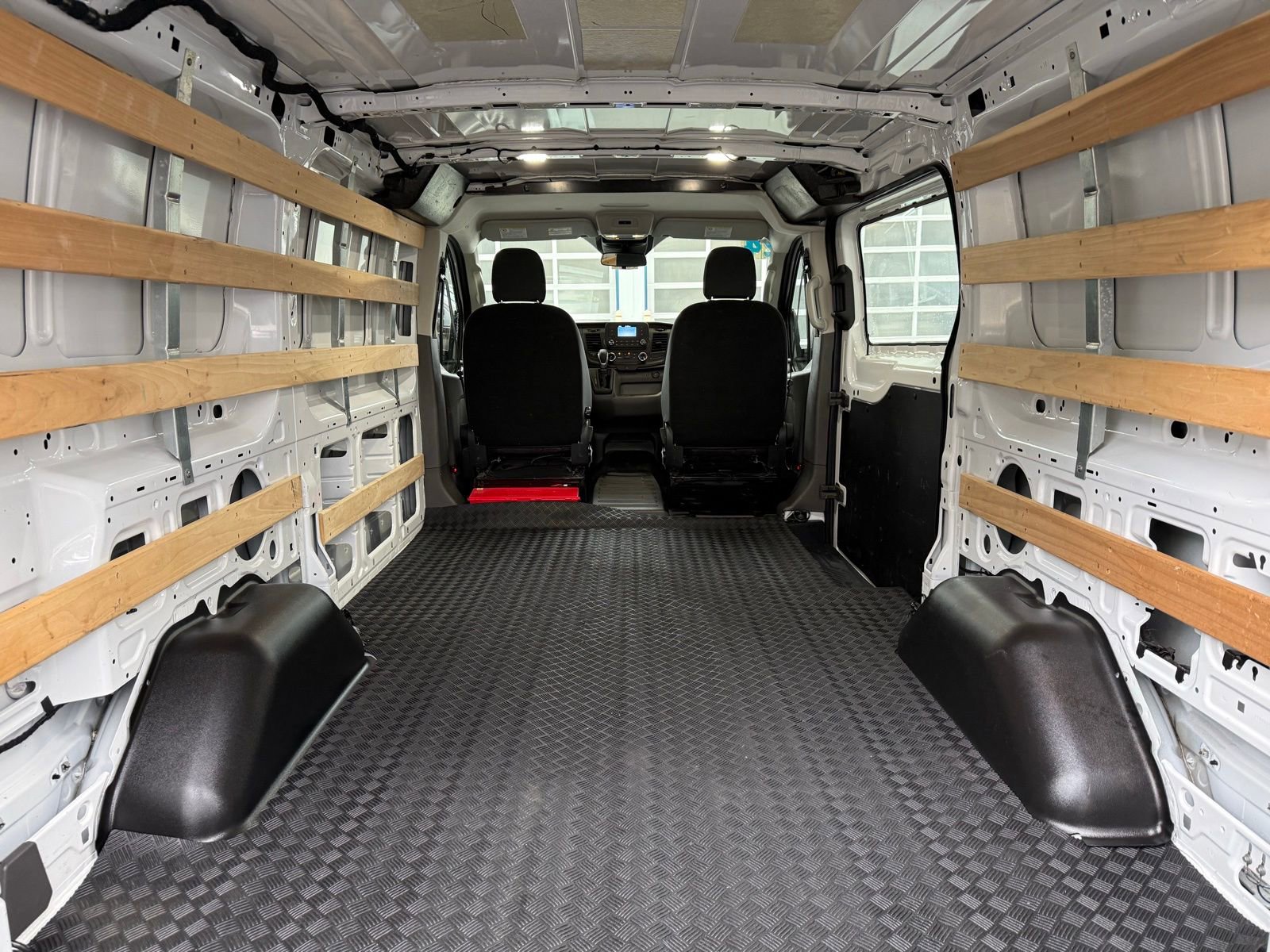 Used 2024 Ford Transit 250 Low Roof w/ Exterior Upgrade Package image 9