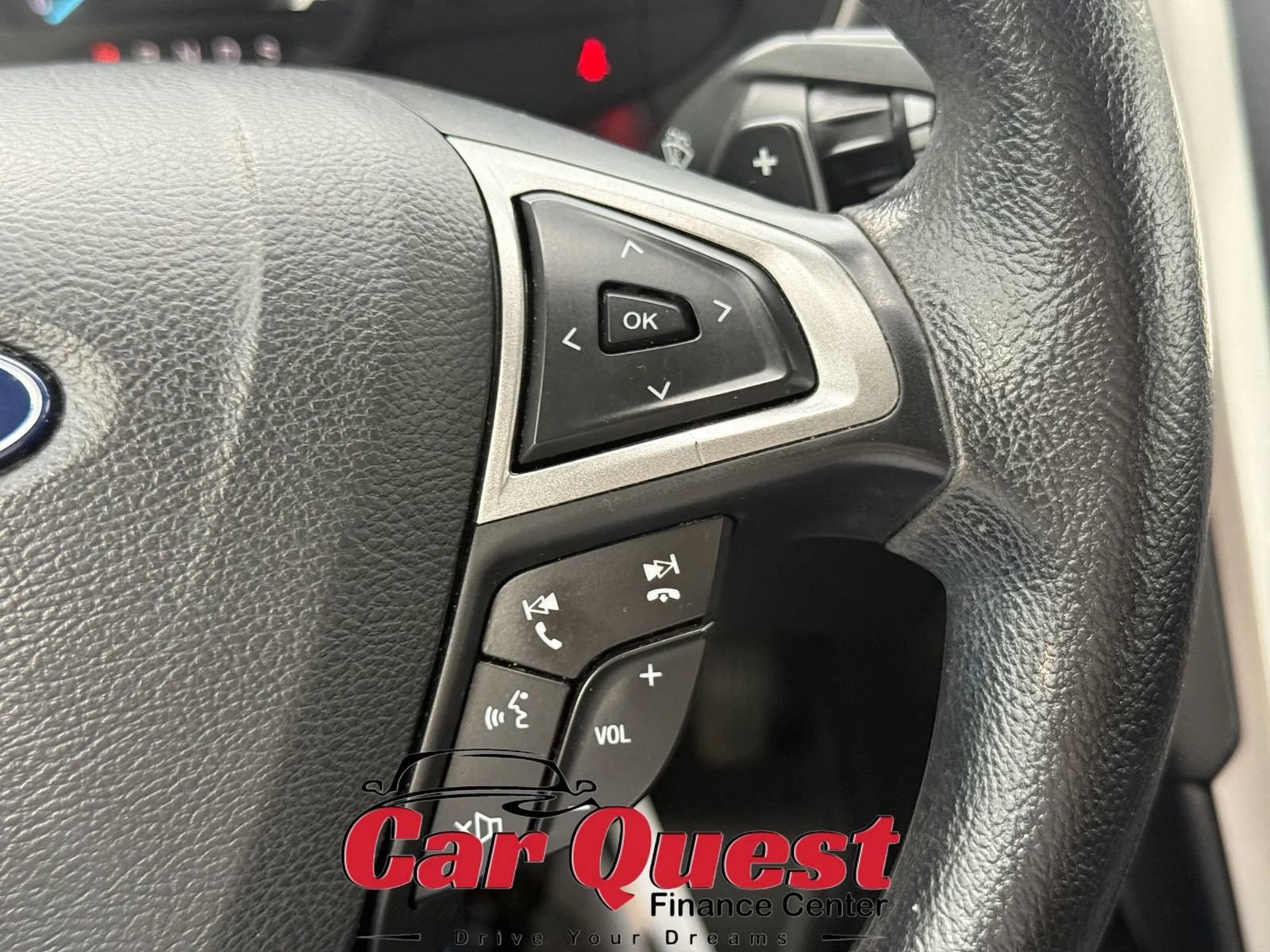 Used 2018 Ford Fusion SE w/ Fusion SE Technology Package FWD image 28