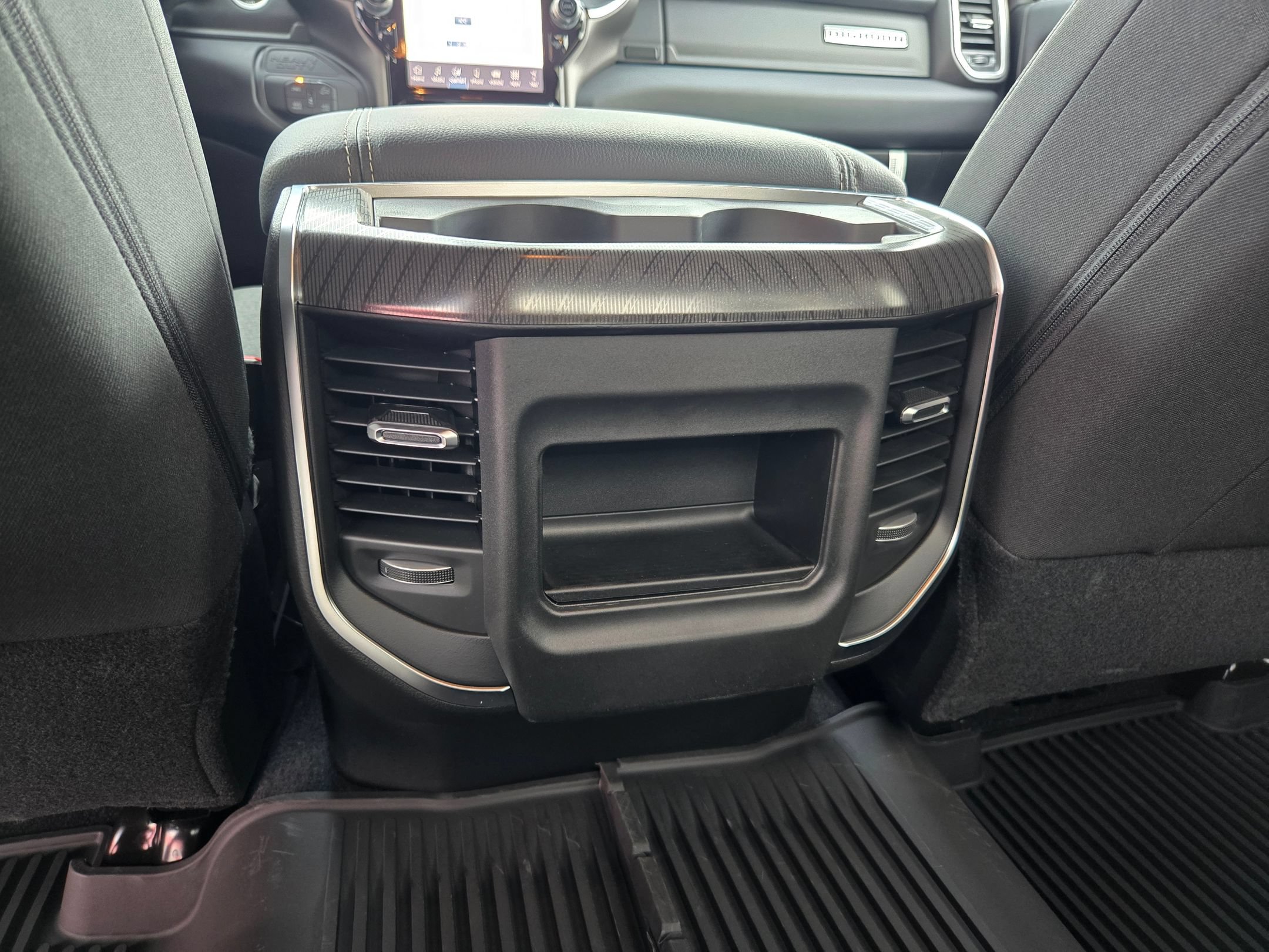 New 2026 RAM 2500 Big Horn AWD/4WD image 33