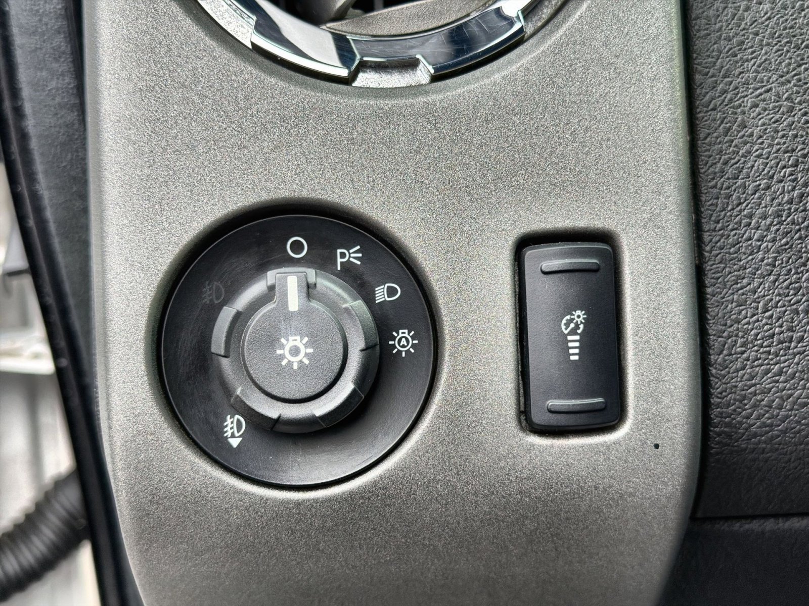 Used 2016 Ford F250 Lariat w/ Lariat Ultimate Package image 34