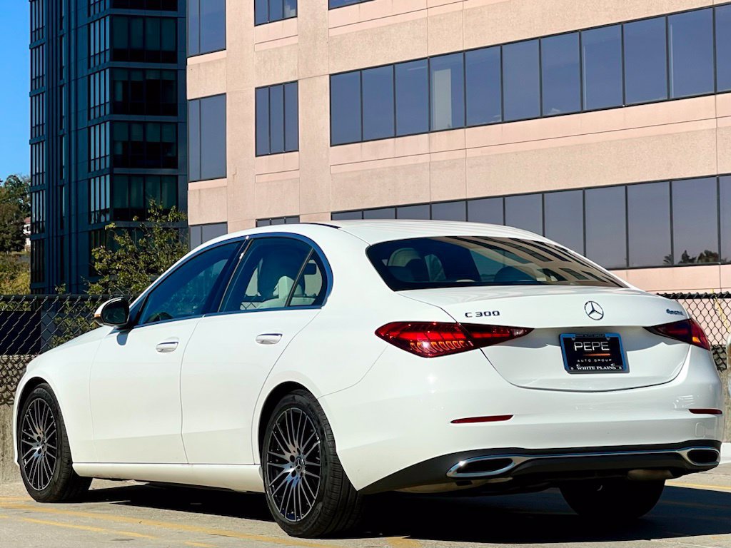 Certified 2023 Mercedes-Benz C 300 4MATIC Sedan image 4