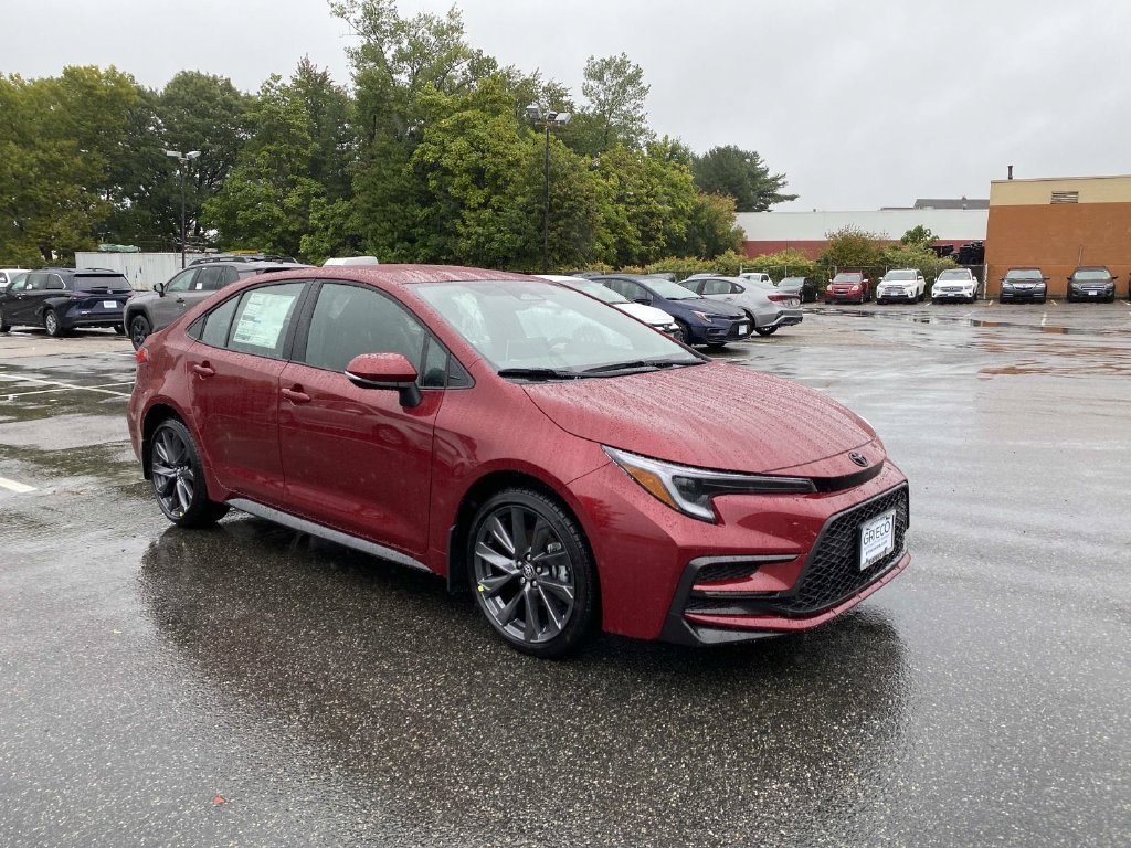 New 2026 Toyota Corolla SE w/ SE Package FWD image 1