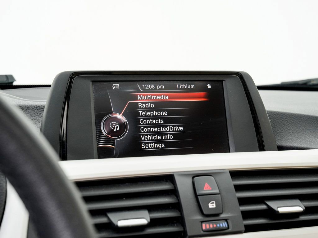 Used 2016 BMW 320i xDrive 320i xDrive image 17