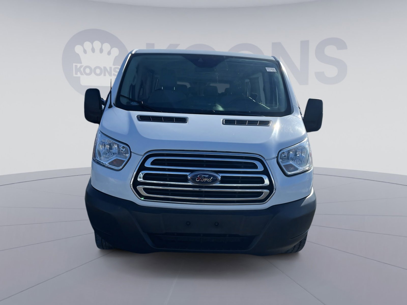 Used 2019 Ford Transit 350 XLT image 11
