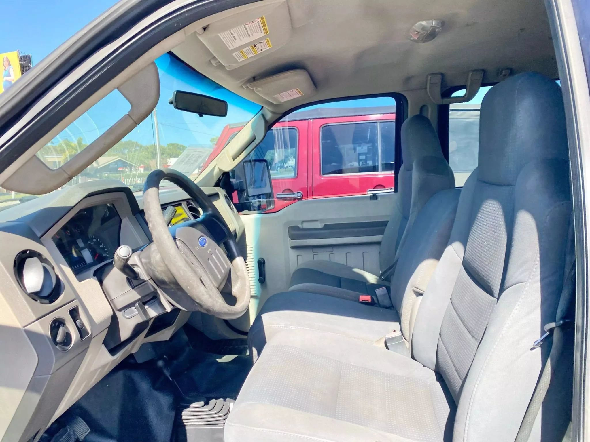 Used 2010 Ford F250 XLT AWD/4WD image 11