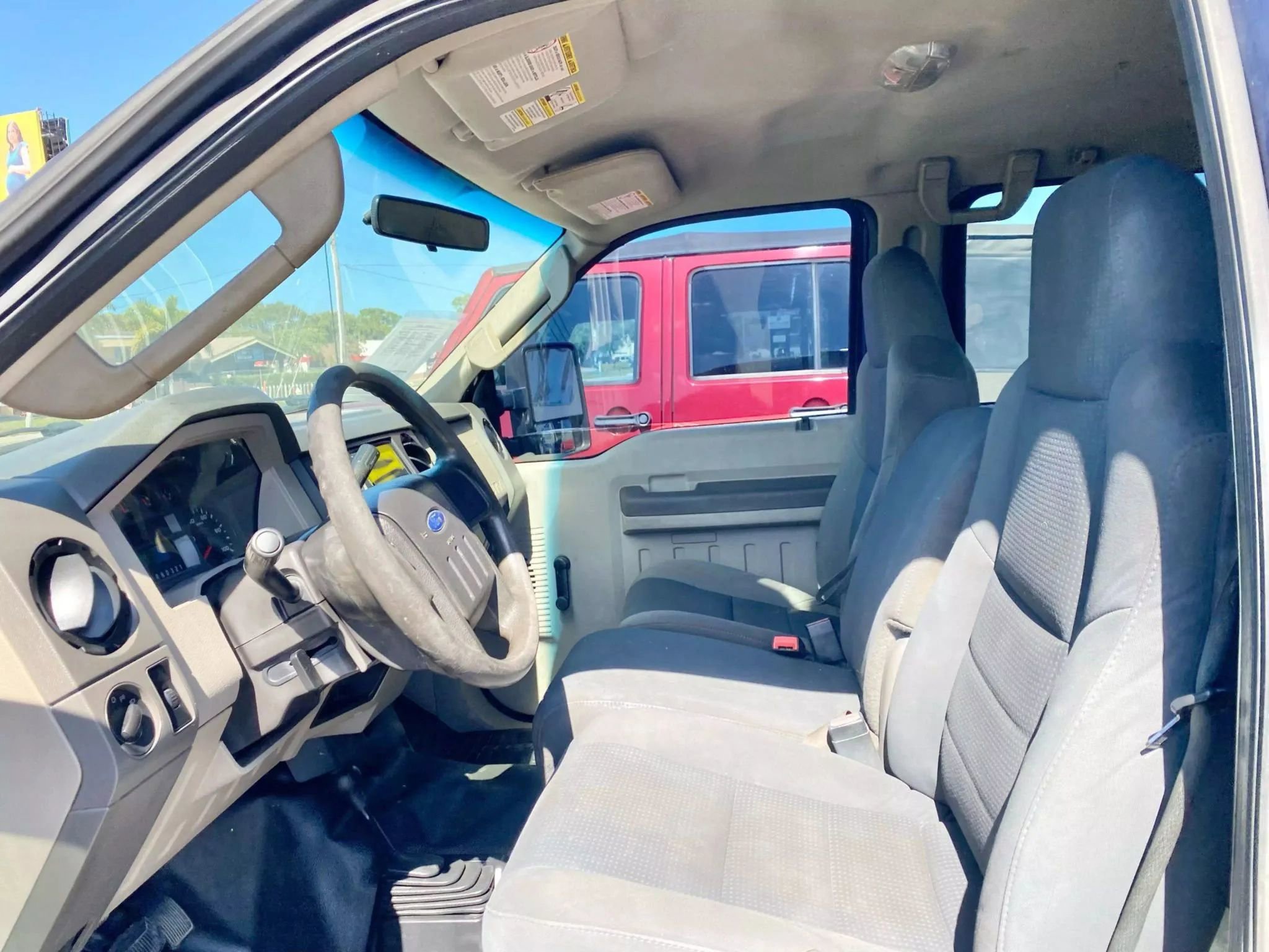 Used 2010 Ford F250 XLT image 11