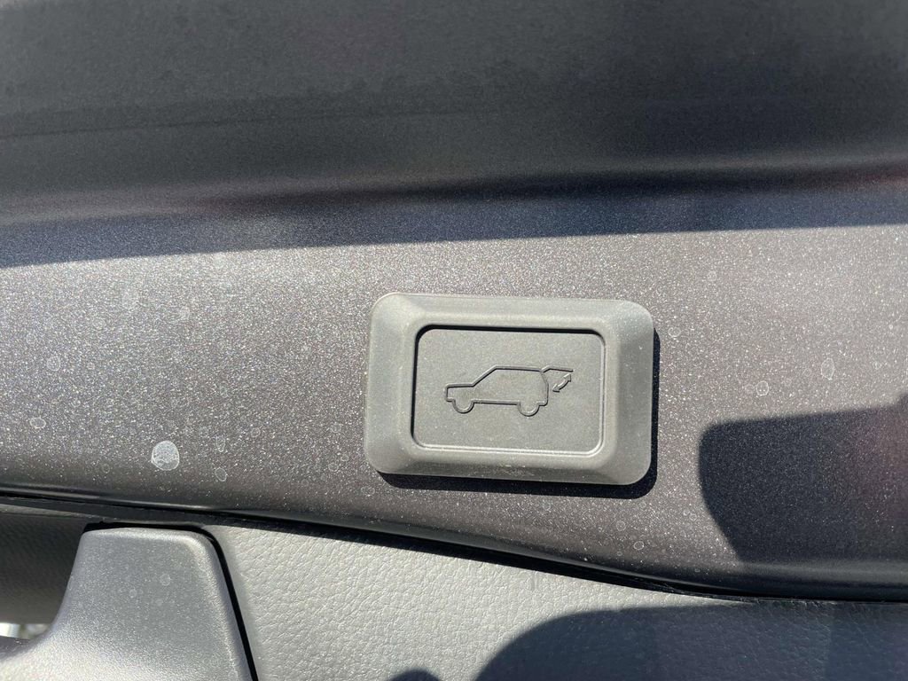Used 2024 Toyota RAV4 XLE w/ Convenience Package image 50