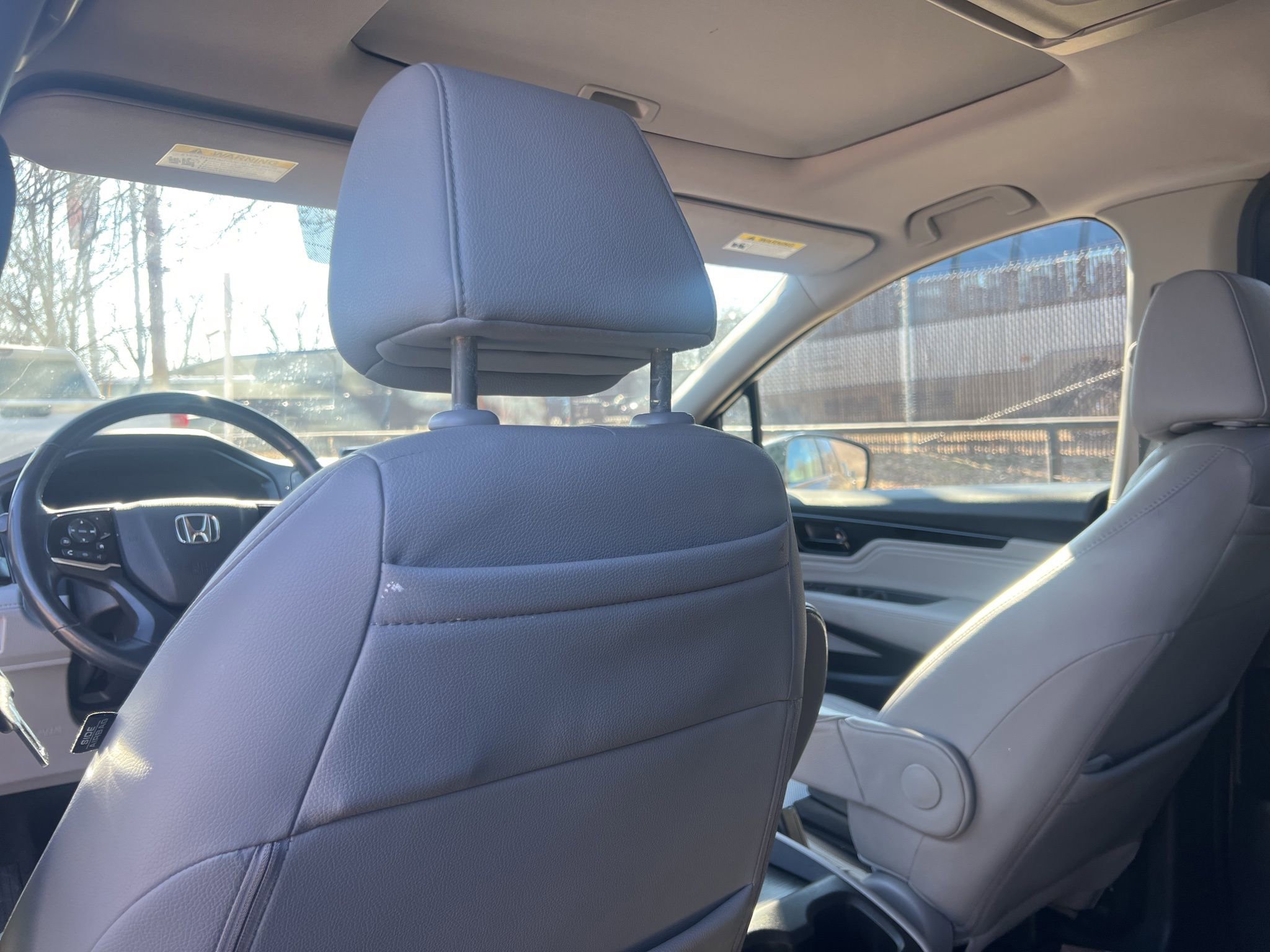 Used 2018 Honda Odyssey Elite image 14