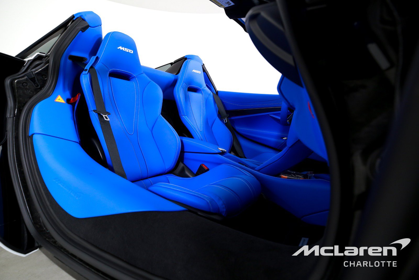 New 2026 McLaren 750S Spider RWD image 20