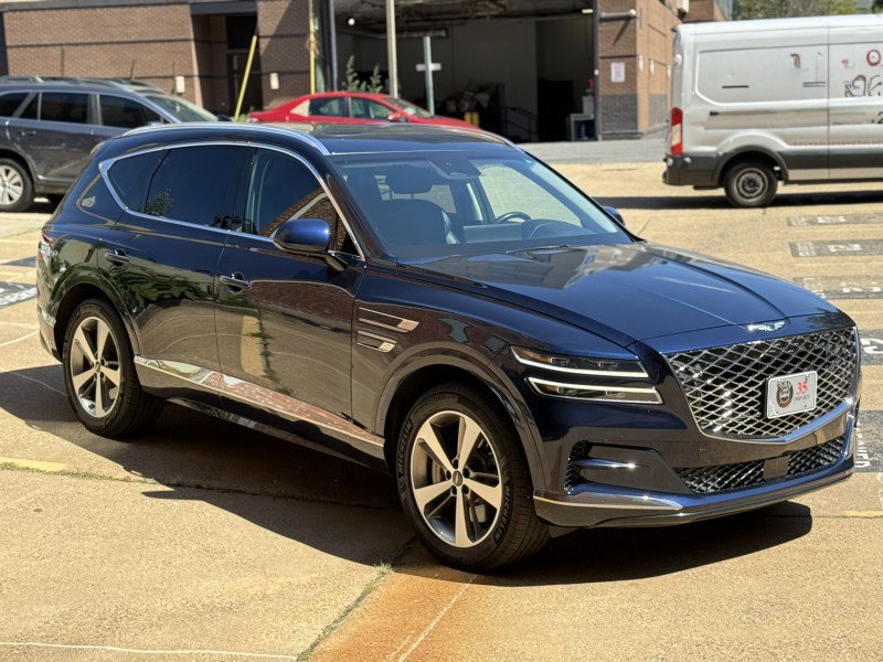 Used 2021 Genesis GV80 3.5T image 3
