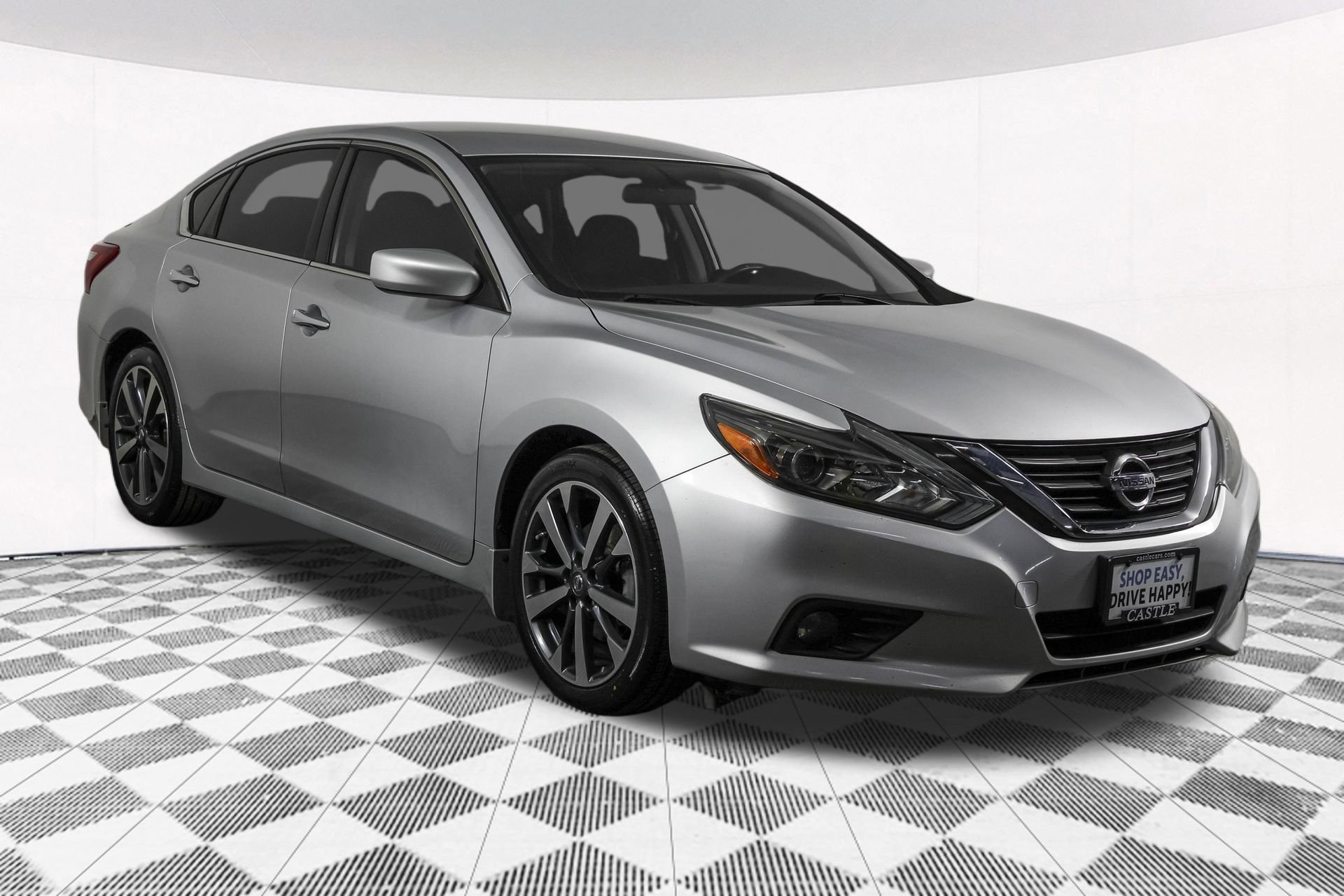 Used 2017 Nissan Altima 2.5 SR FWD image 10