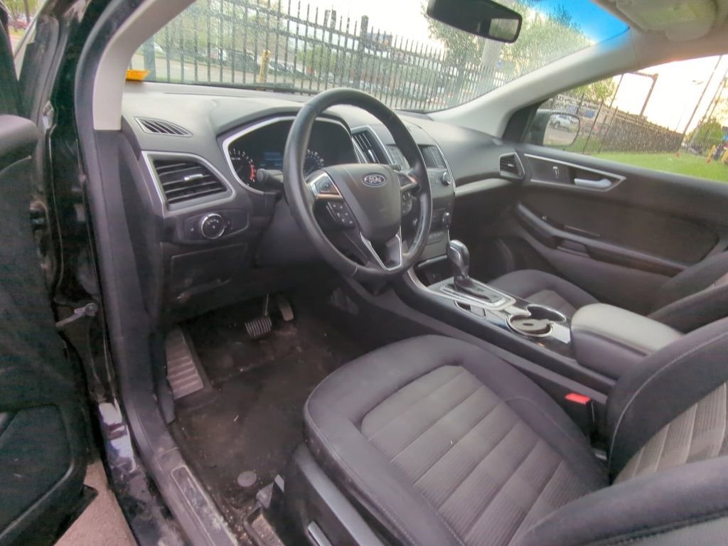 Used 2018 Ford Edge SEL AWD/4WD image 8