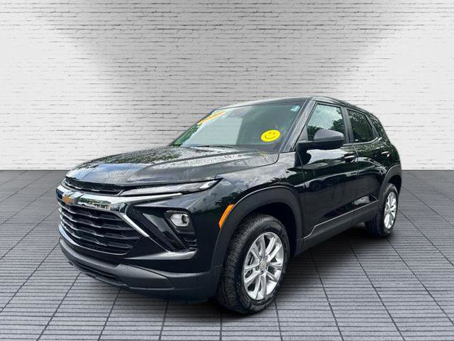 Used 2025 Chevrolet TrailBlazer LS w/ LS Convenience Package image 1