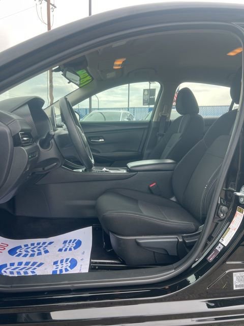 Used 2024 Nissan Sentra SV FWD image 23