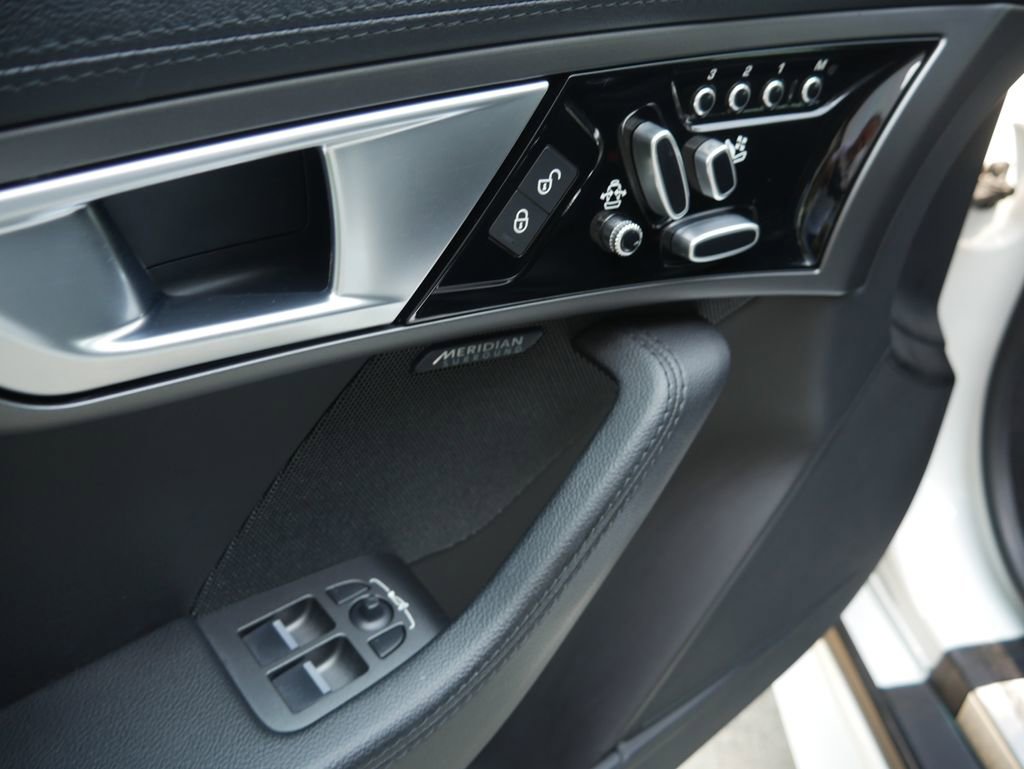 Used 2017 Jaguar F-TYPE S AWD/4WD image 18