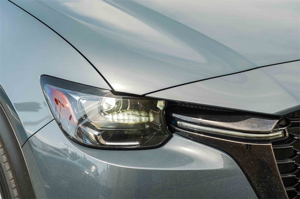 New 2025 MAZDA CX-70 Plug-In Hybrid w/ Premium Pkg image 8