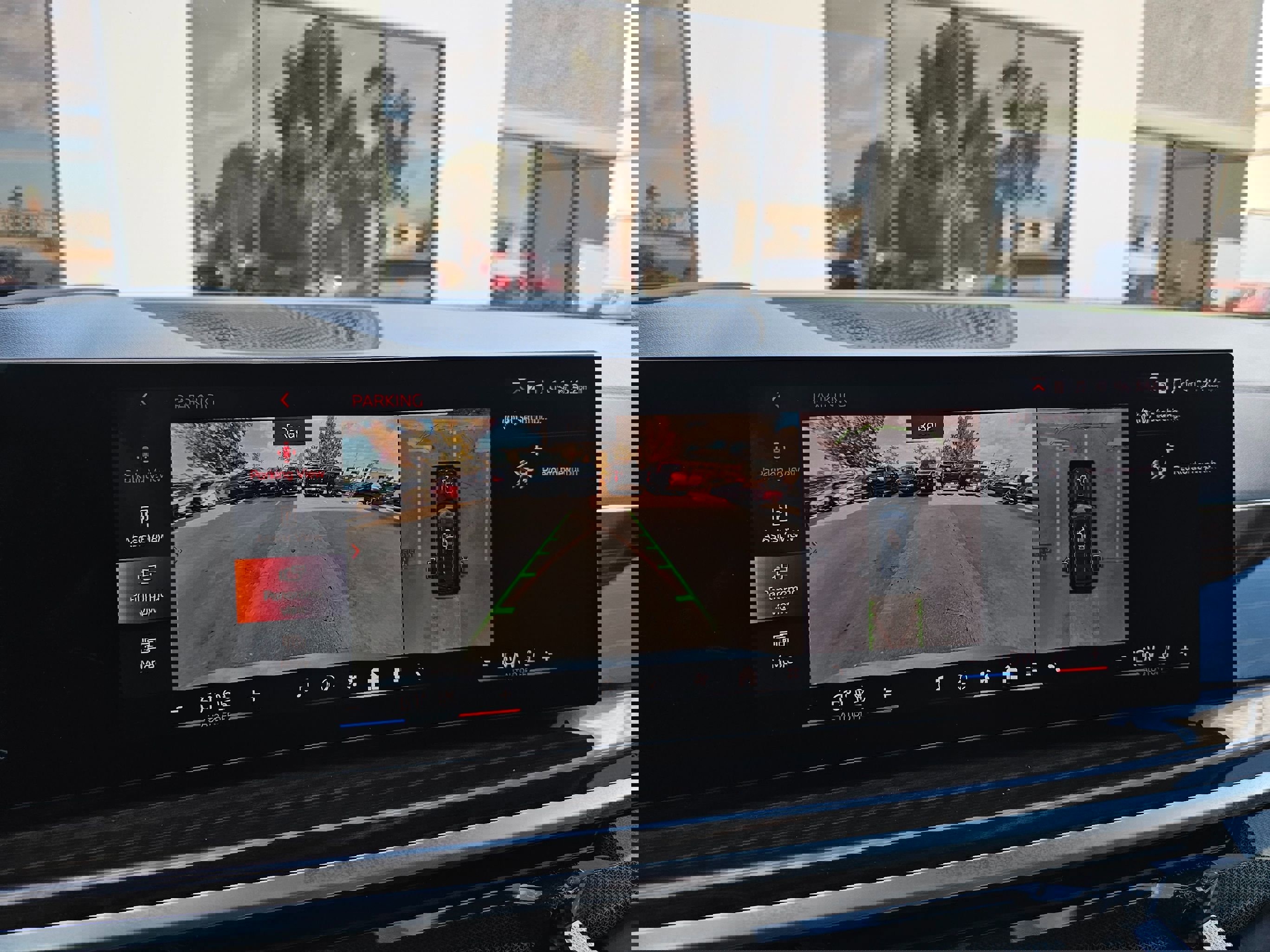 Used 2025 BMW X7 xDrive40i image 39