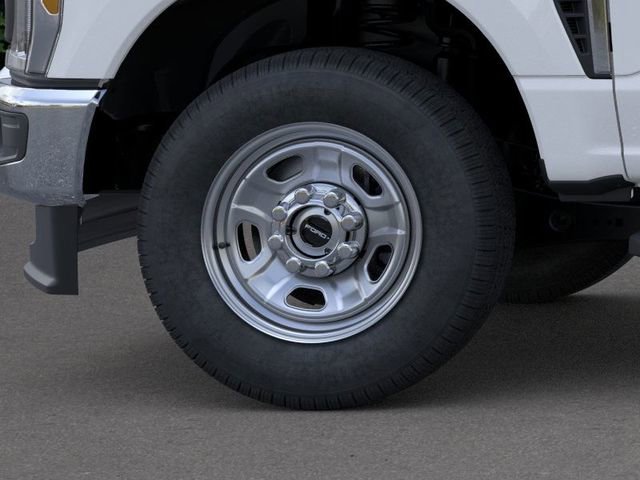 New 2026 Ford F350 XL w/ XL Chrome Package image 19