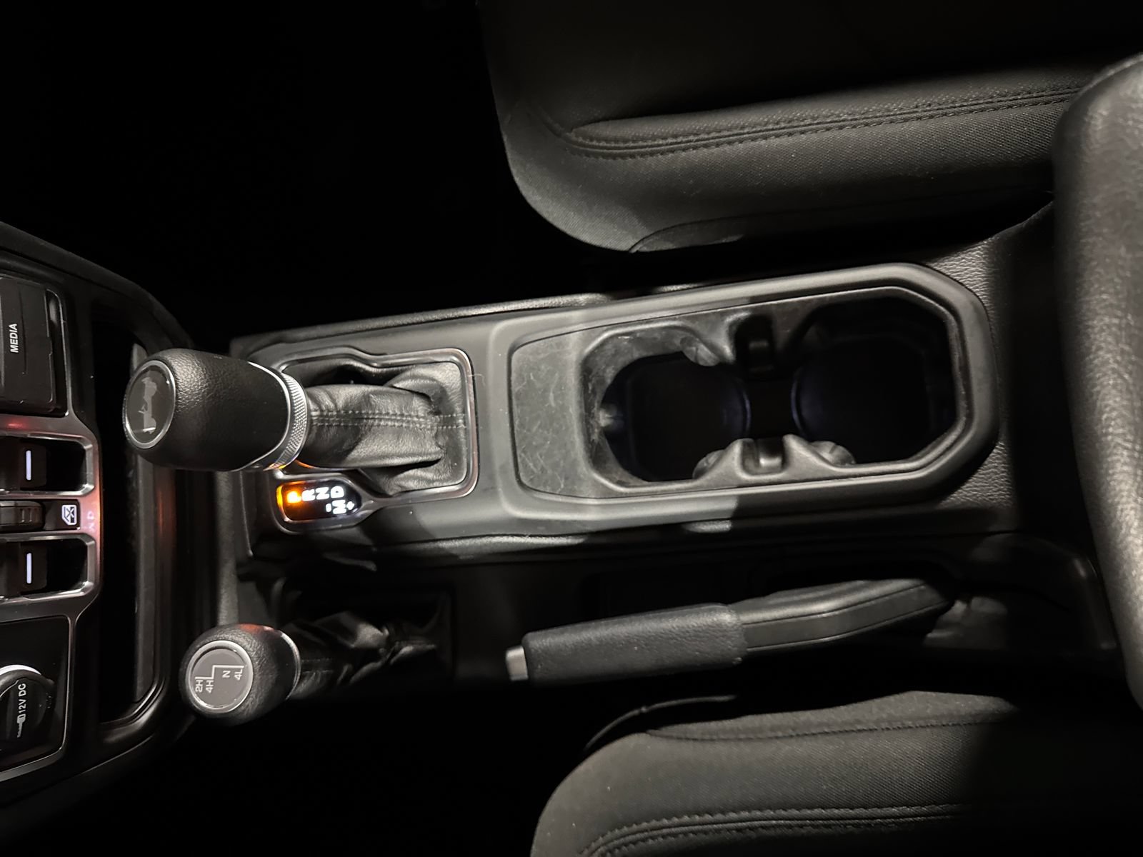 Used 2022 Jeep Wrangler Unlimited Sport AWD/4WD image 23