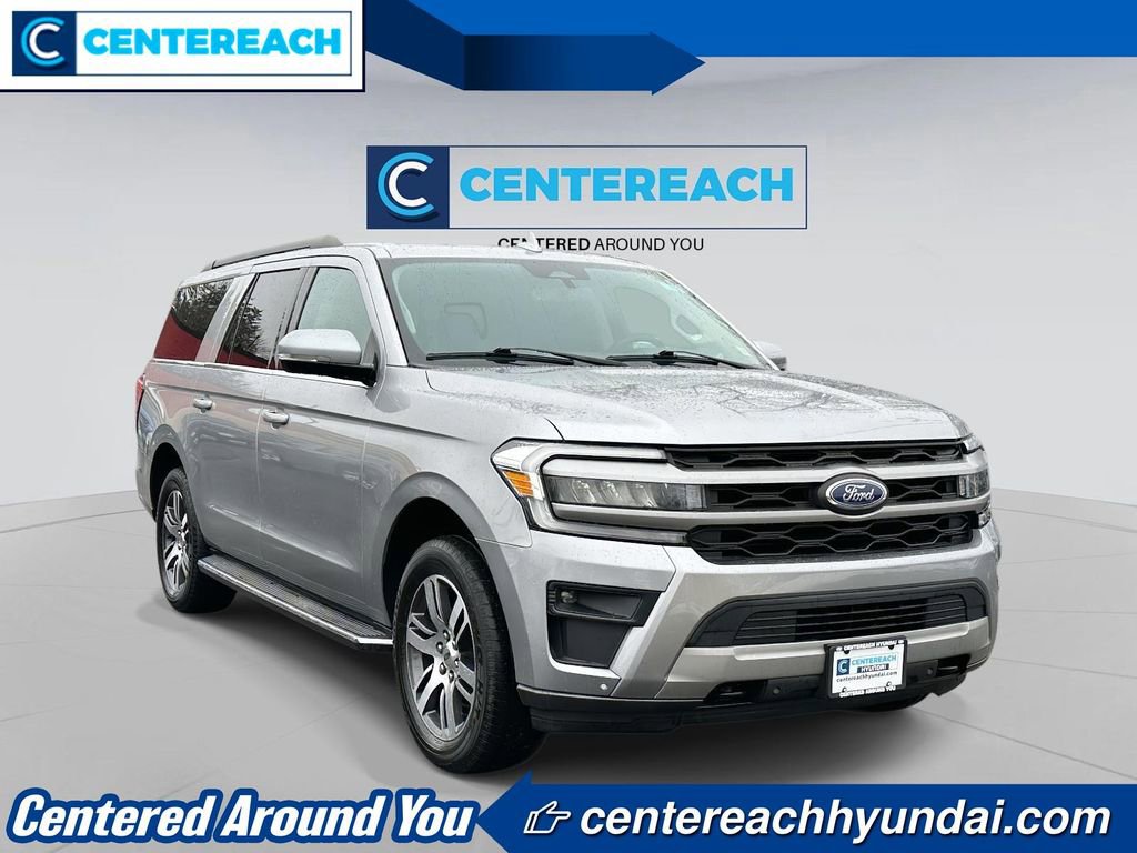 Used 2022 Ford Expedition Max XLT AWD/4WD image 2