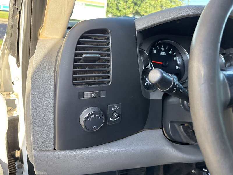 Used 2011 Chevrolet Silverado 3500 W/T AWD/4WD image 42