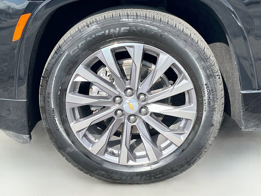 Used 2023 Chevrolet Traverse Premier w/ LPO, Floor Liner Package image 34