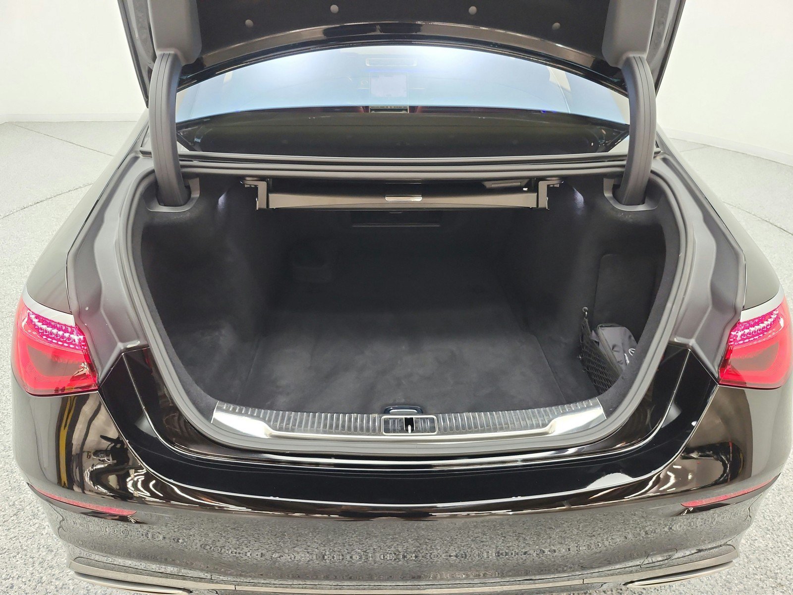 Certified 2023 Mercedes-Benz S 580 4MATIC Sedan image 21