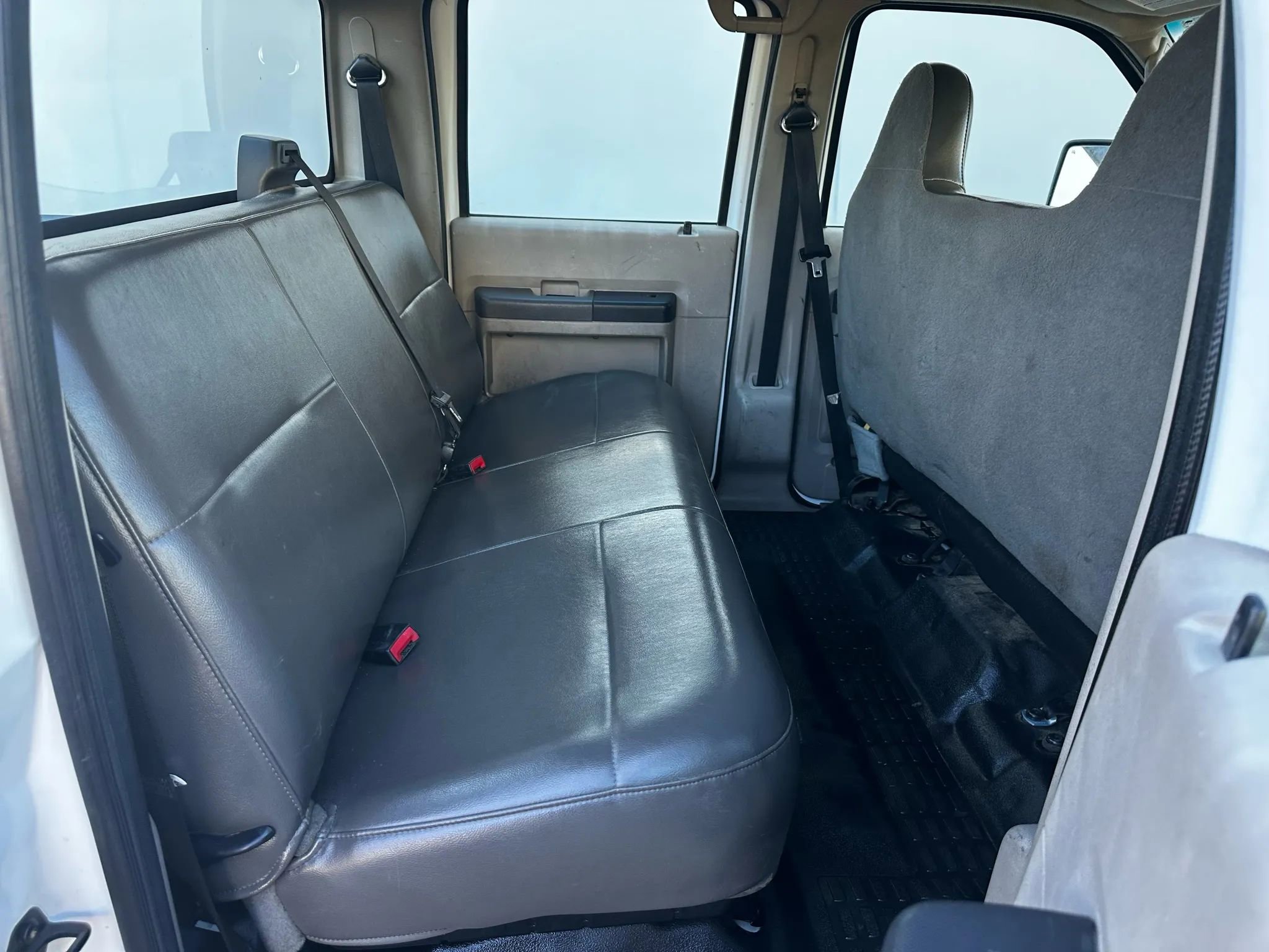 Used 2010 Ford F250 XL image 12