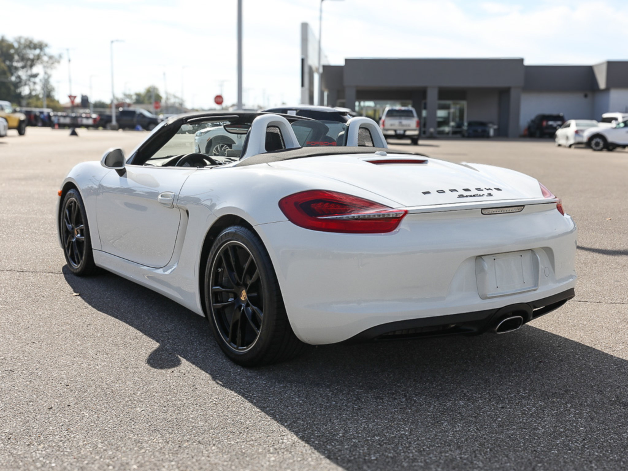 Used 2015 Porsche Boxster RWD image 13