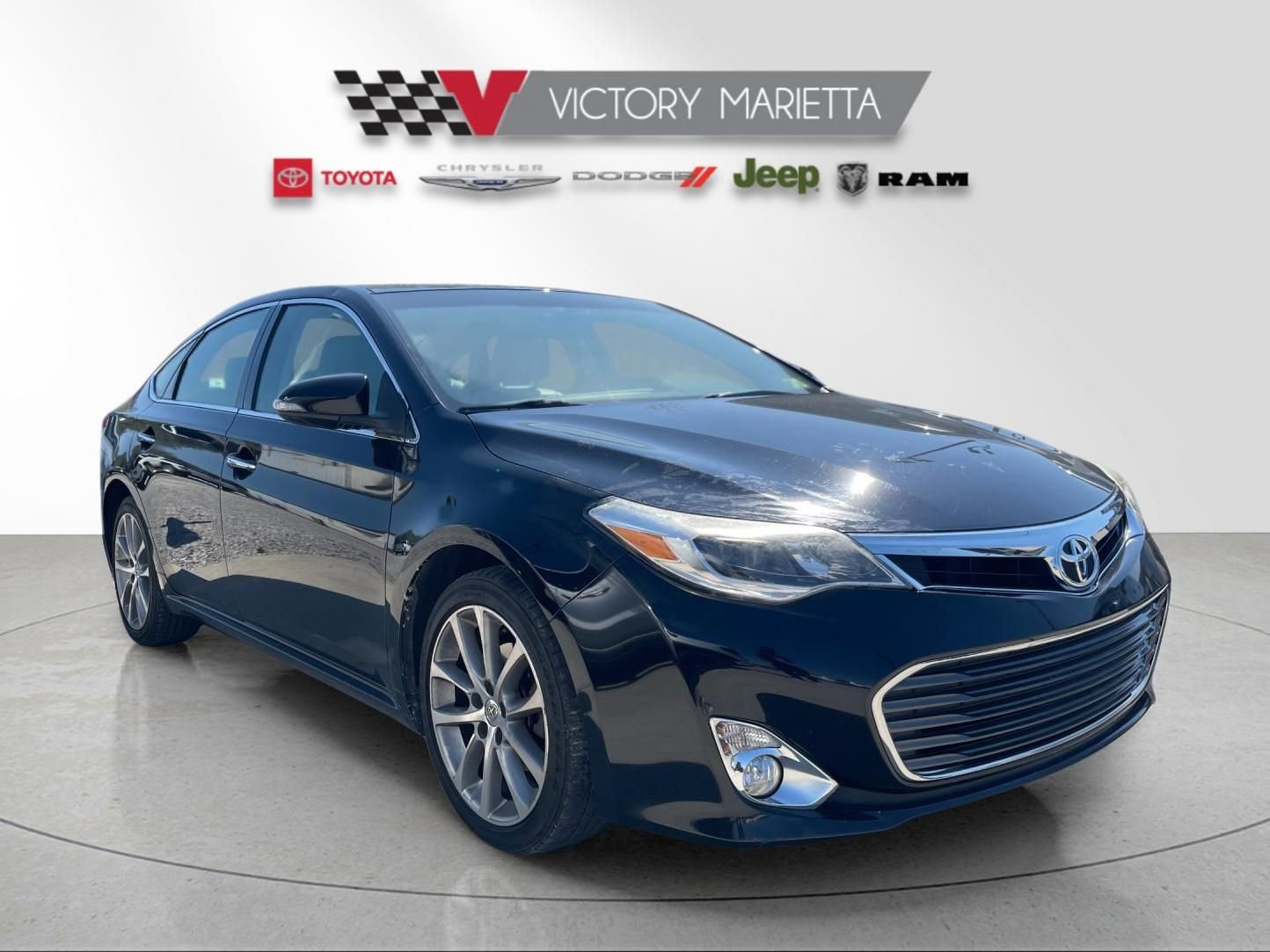 Used 2015 Toyota Avalon XLE Touring image 5