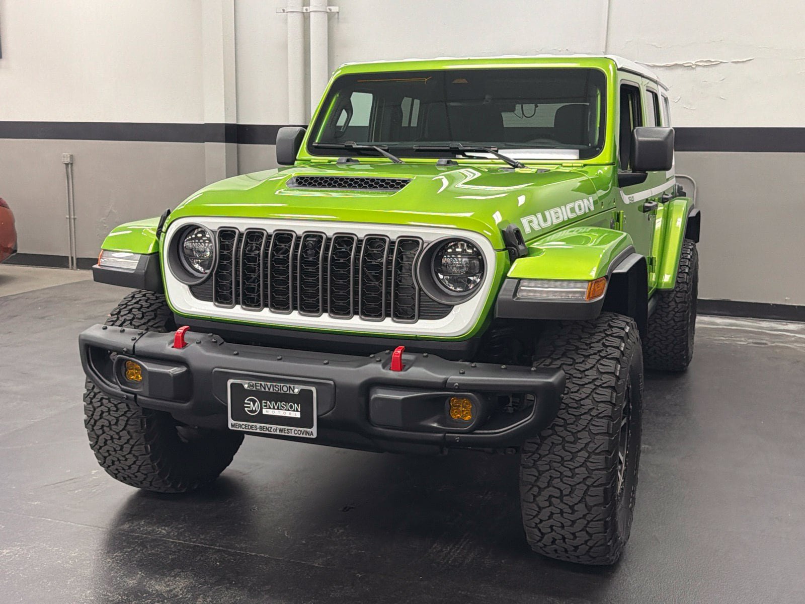 Used 2026 Jeep Wrangler Unlimited Rubicon AWD/4WD image 5