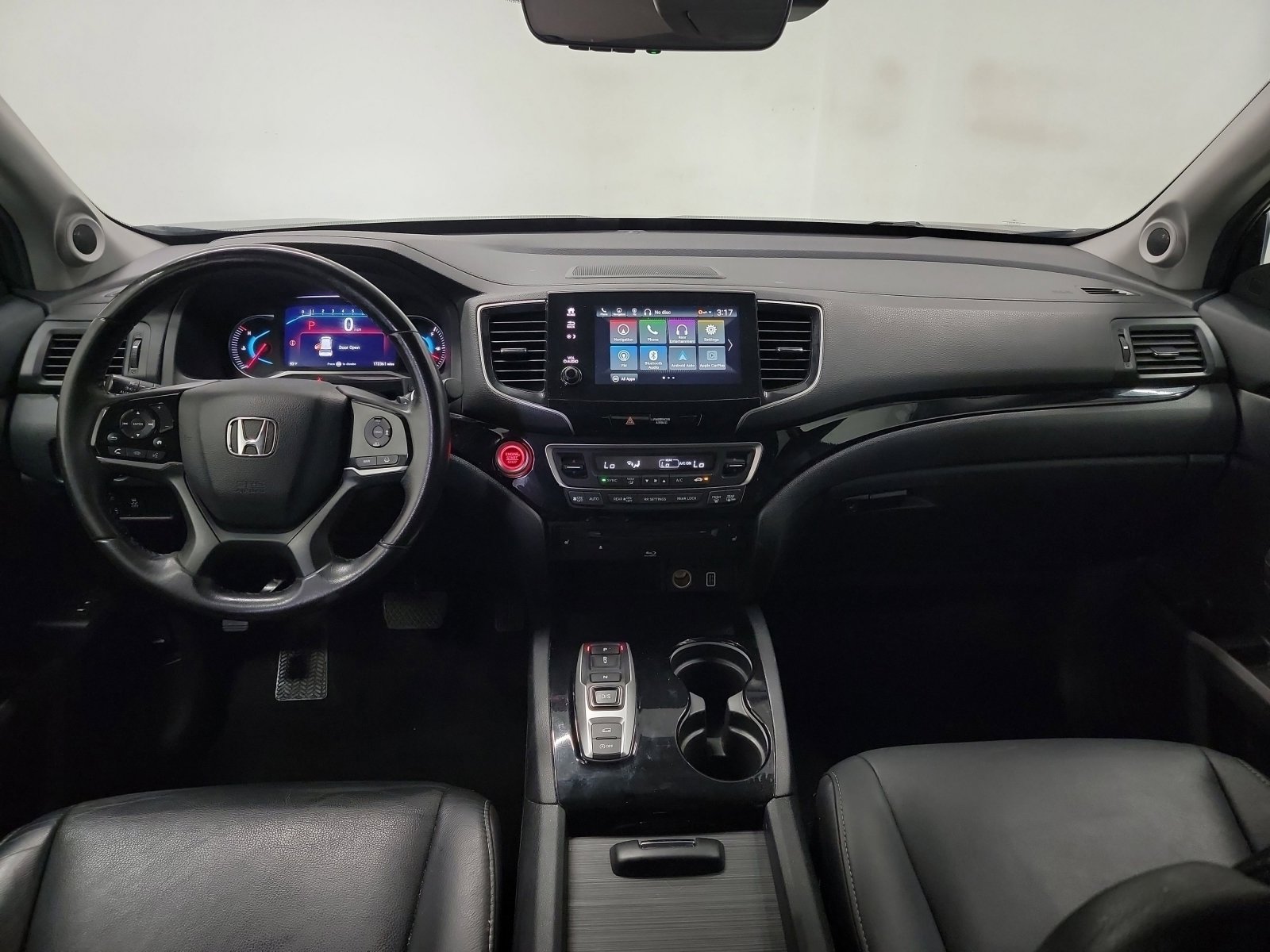 Used 2020 Honda Pilot Touring image 12