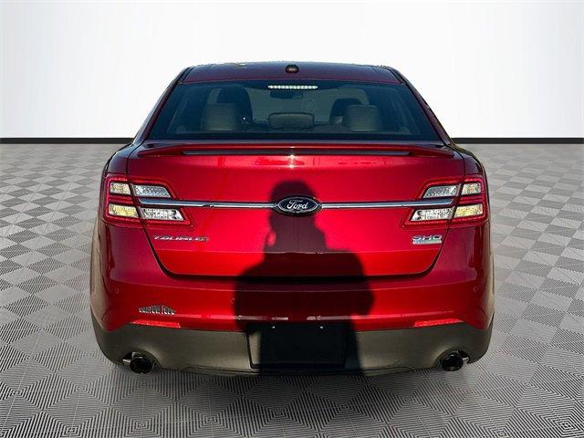 Used 2019 Ford Taurus SHO image 6