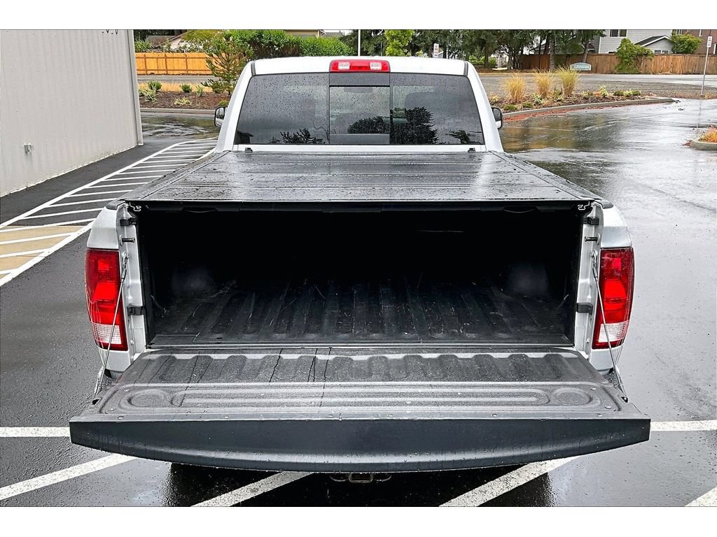 Used 2017 RAM 2500 SLT w/ Cold Weather Group AWD/4WD image 34