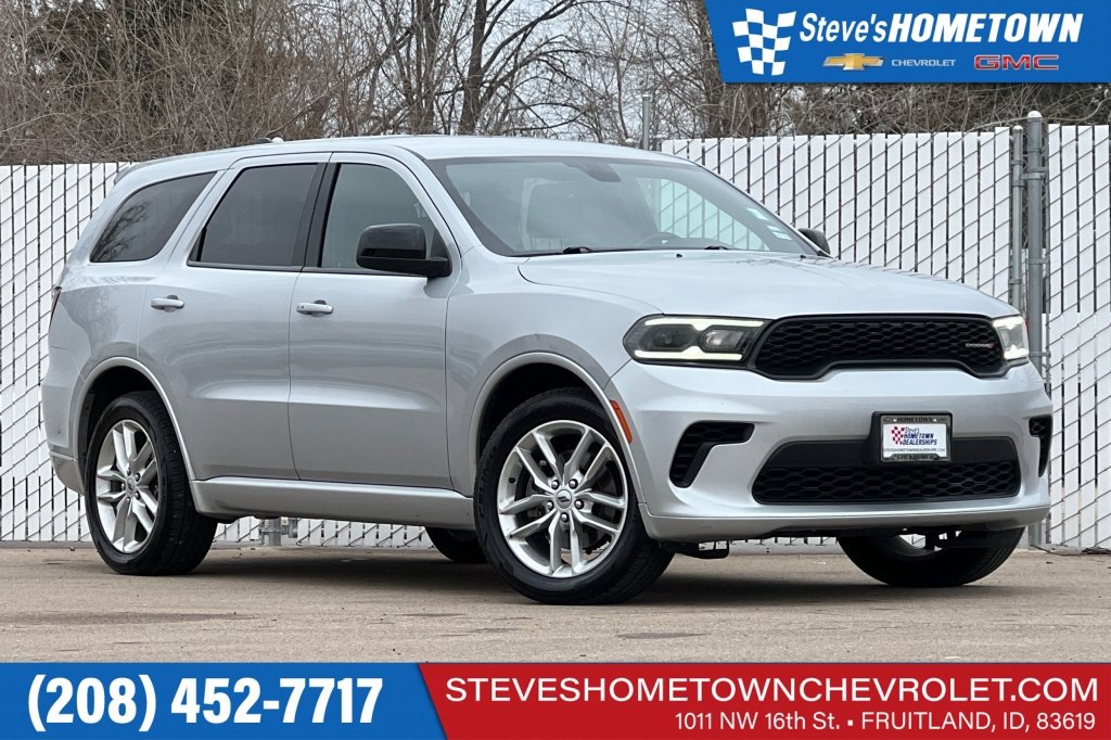 Used 2023 Dodge Durango GT image 1