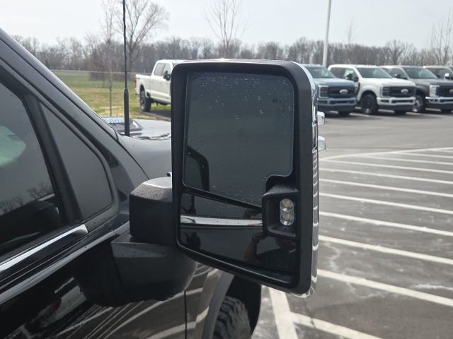 Used 2024 Chevrolet Silverado 3500 High Country w/ High Country Premium Package image 6