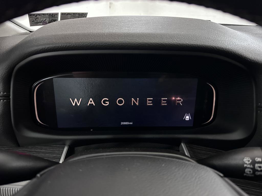 Used 2022 Jeep Wagoneer Series II image 38