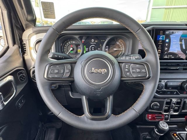 Used 2024 Jeep Wrangler Unlimited image 18