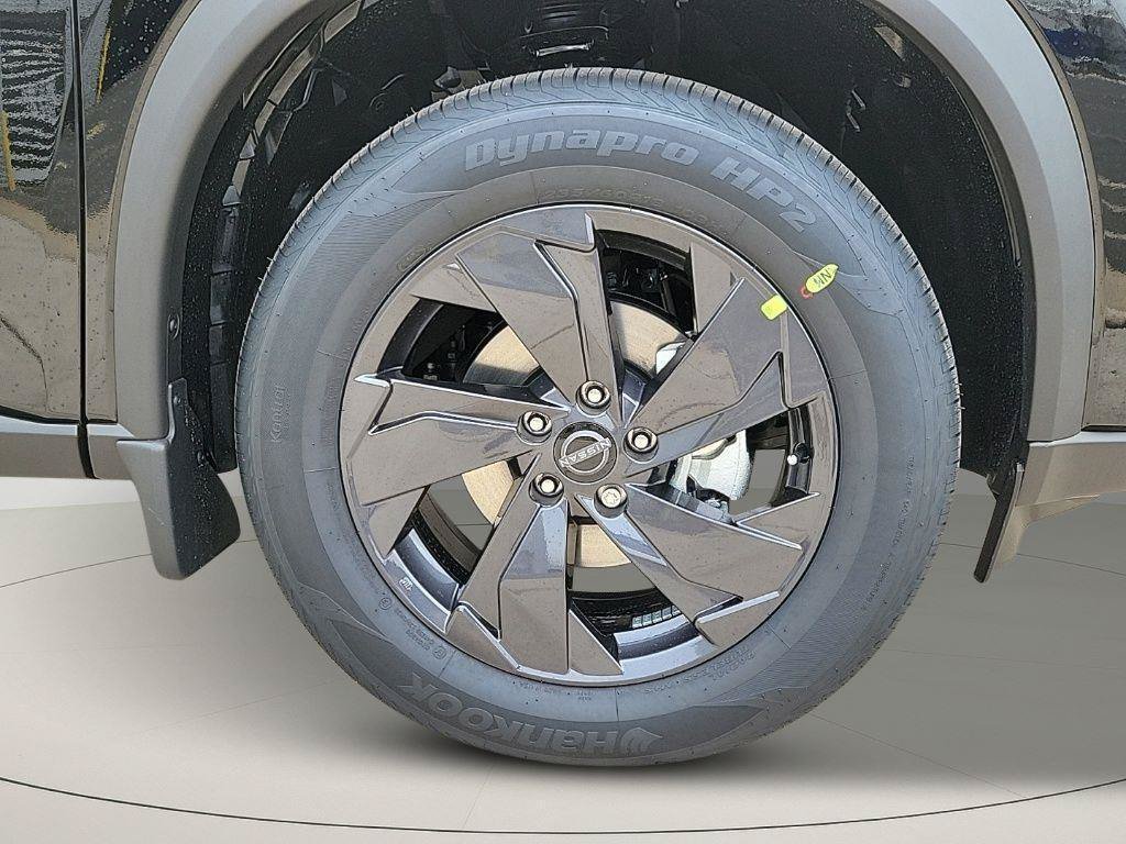 New 2026 Nissan Rogue SV w/ Cold Weather Package AWD/4WD image 9