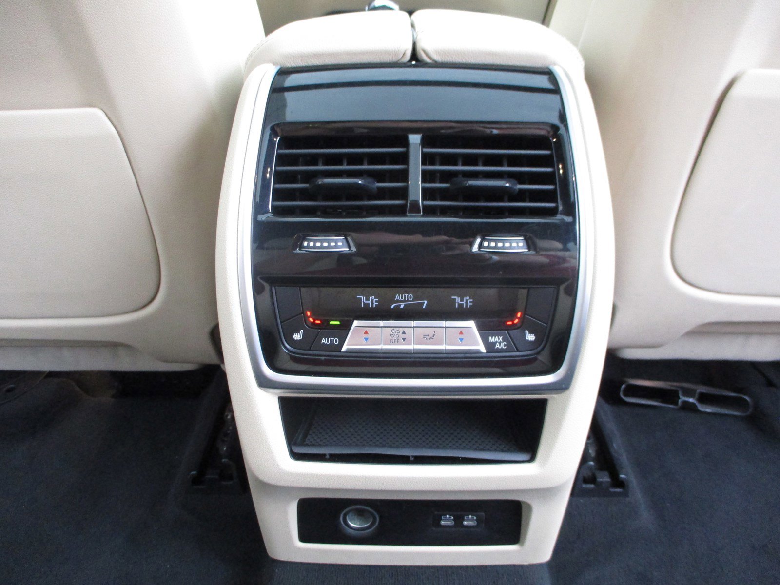 Used 2021 BMW X7 xDrive40i image 25