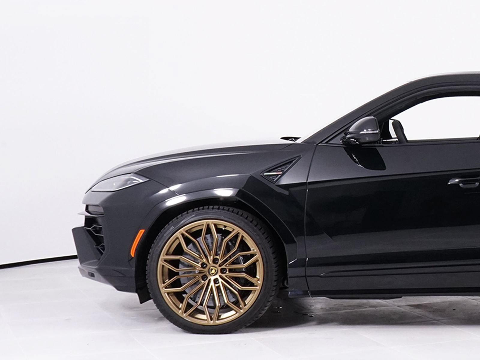 Used 2025 Lamborghini Urus S AWD/4WD image 12