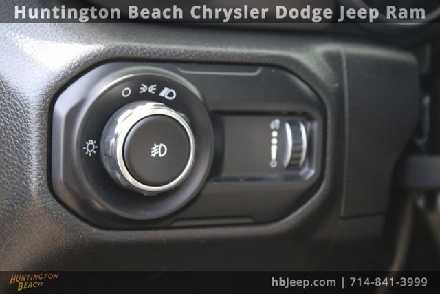 Used 2023 Jeep Wrangler Sport image 10