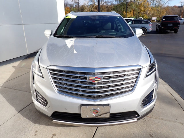 Used 2018 Cadillac XT5 Platinum w/ Driver Assist Package image 9