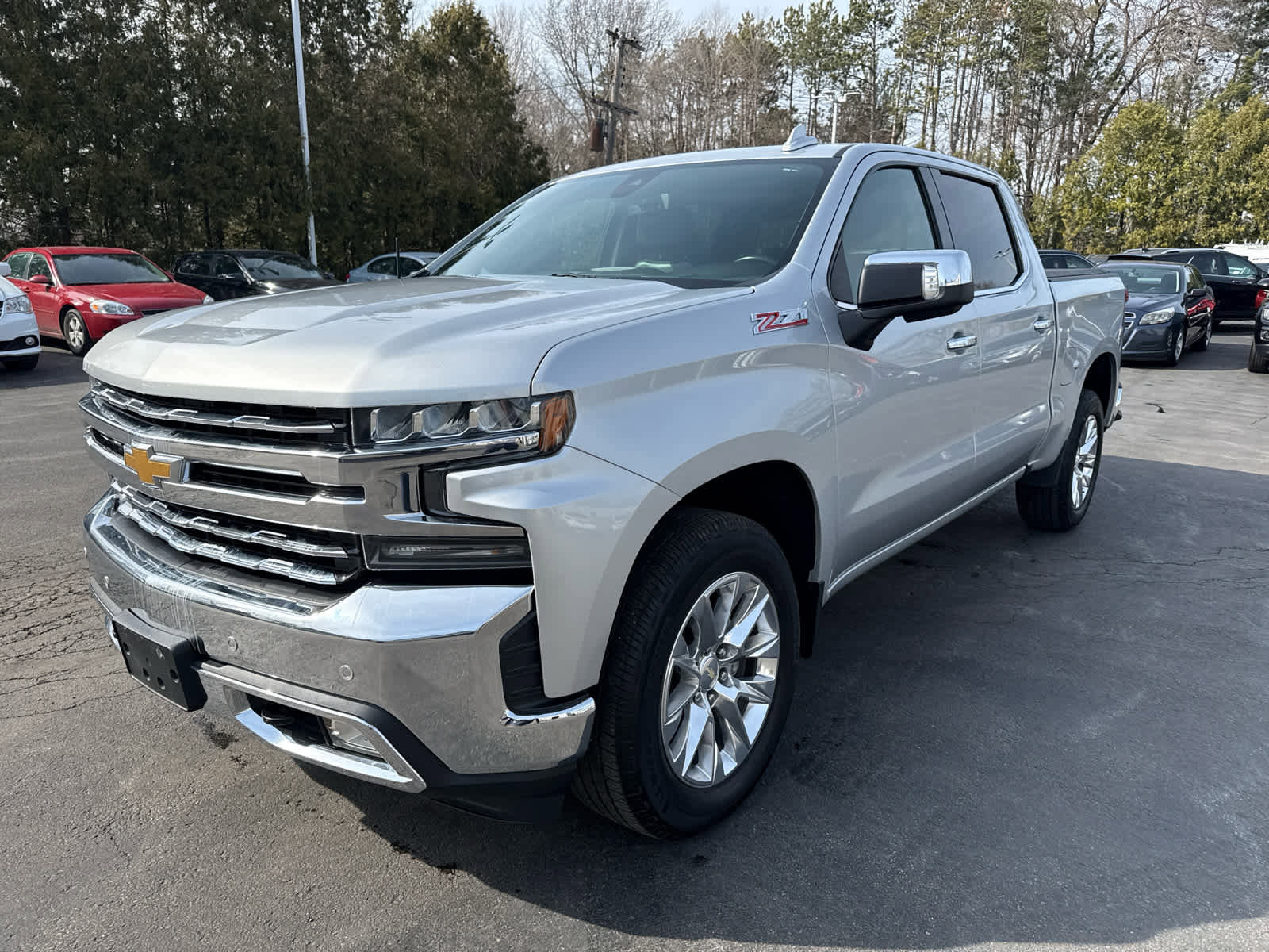 Used 2019 Chevrolet Silverado 1500 LTZ AWD/4WD image 7