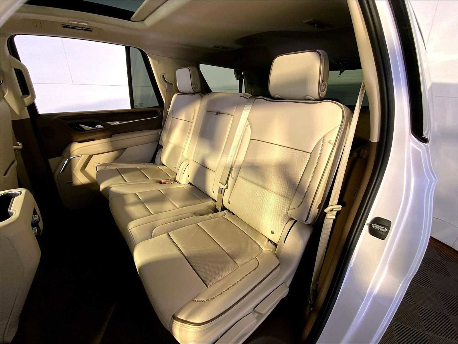 Used 2022 GMC Yukon Denali w/ Max Trailering Package image 24