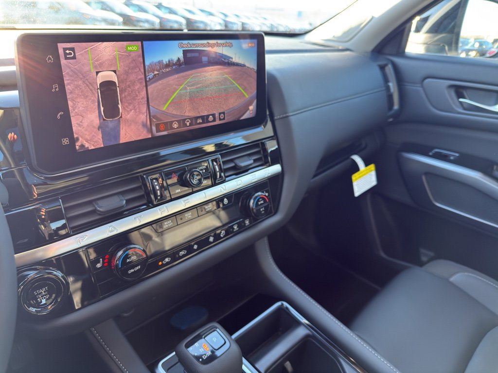 New 2026 Nissan Pathfinder SL image 21