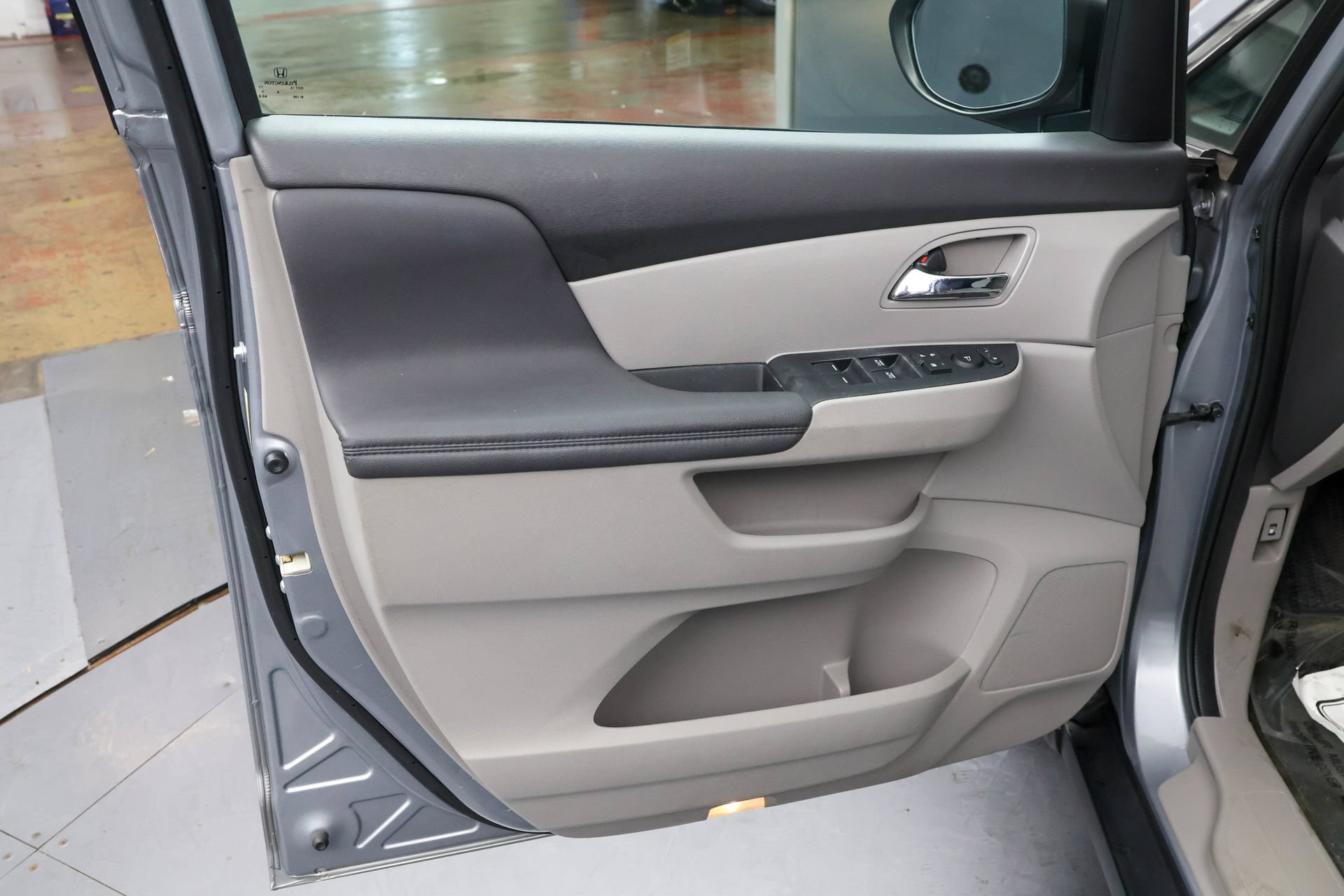 Used 2016 Honda Odyssey EX-L image 21