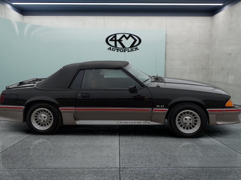 Used 1988 Ford Mustang GT RWD image 2